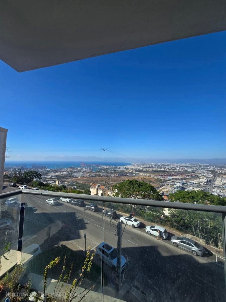 26f21b16-20ee-4294-9a78-559b98dd320e